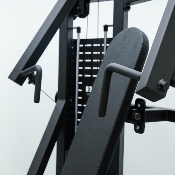 DS Animal Chest Press