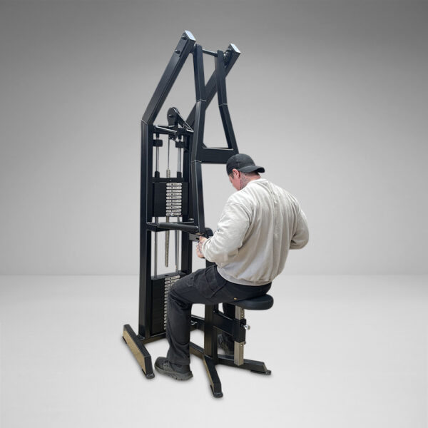 A simple, effective way to add thickness to your back. The Watson Seated Single Stack Row has an overhead pivot point giving the perfect feel to this great back exercise. Adjustable seat height as well as chest pad to suit all sizes.