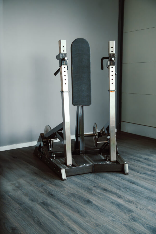Animal Converging Standing Chest Press - Image 3