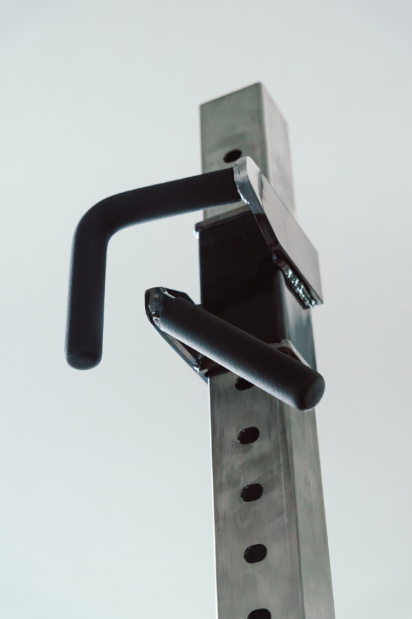 Animal Converging Standing Chest Press - Image 7