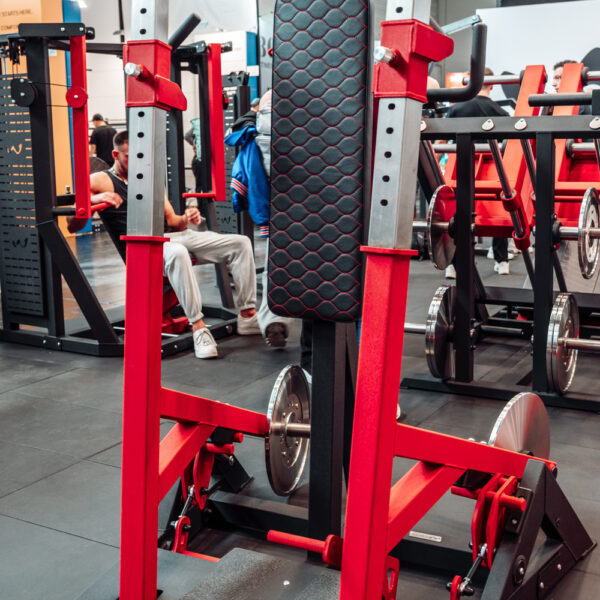 Converging Chest Press